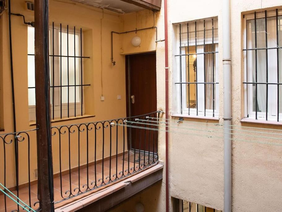 Apartamento A 2 Minutos De Lavapies, Madrid Lägenhet Exteriör bild